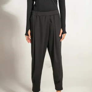 Pantalon sport noir tendance 